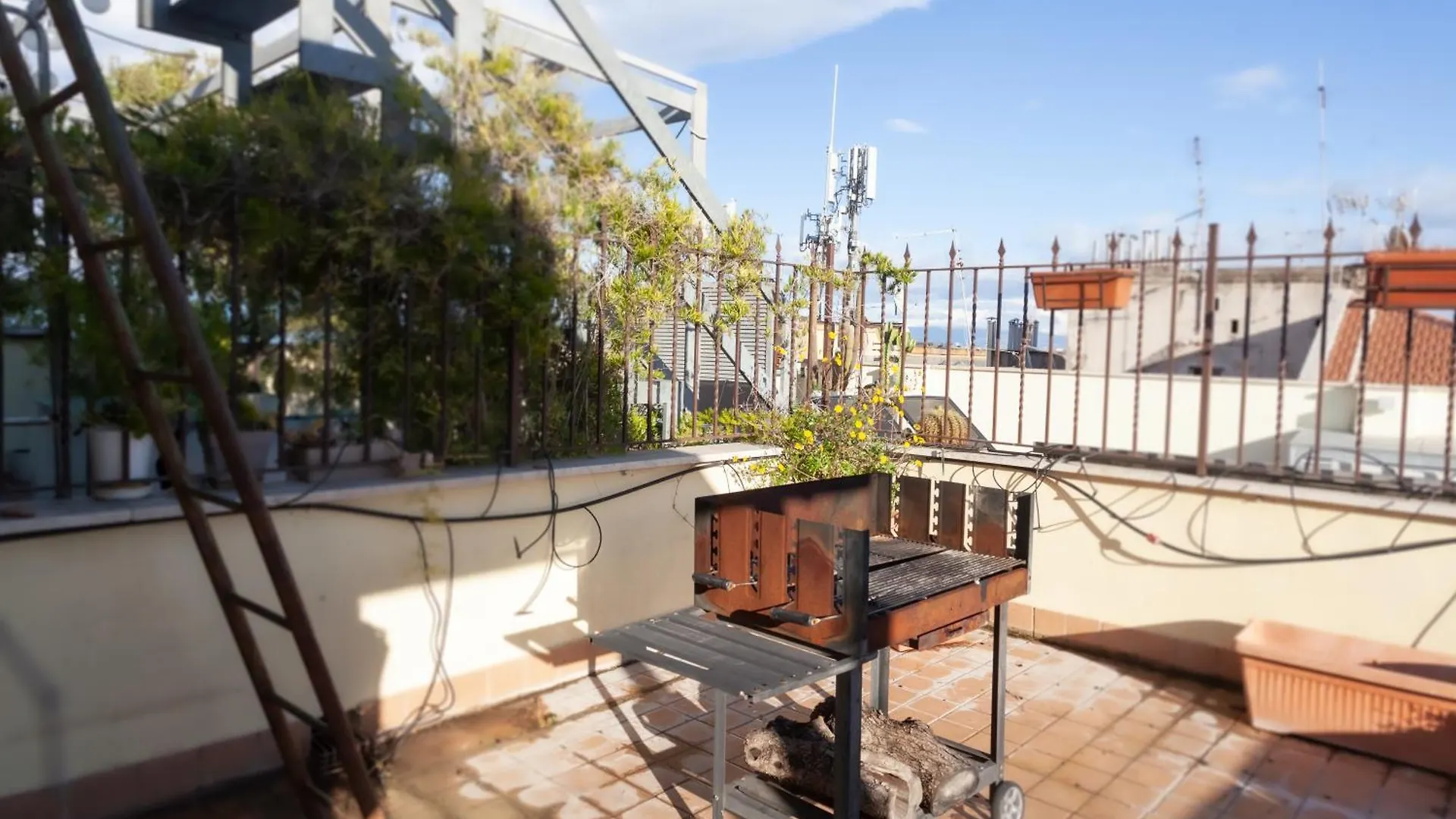 San Lorenzo Skyrail Loft - By Openroma Italy