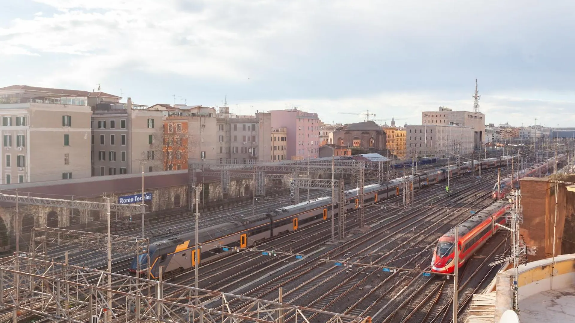 San Lorenzo Skyrail Loft - By Openroma 0*, Rom