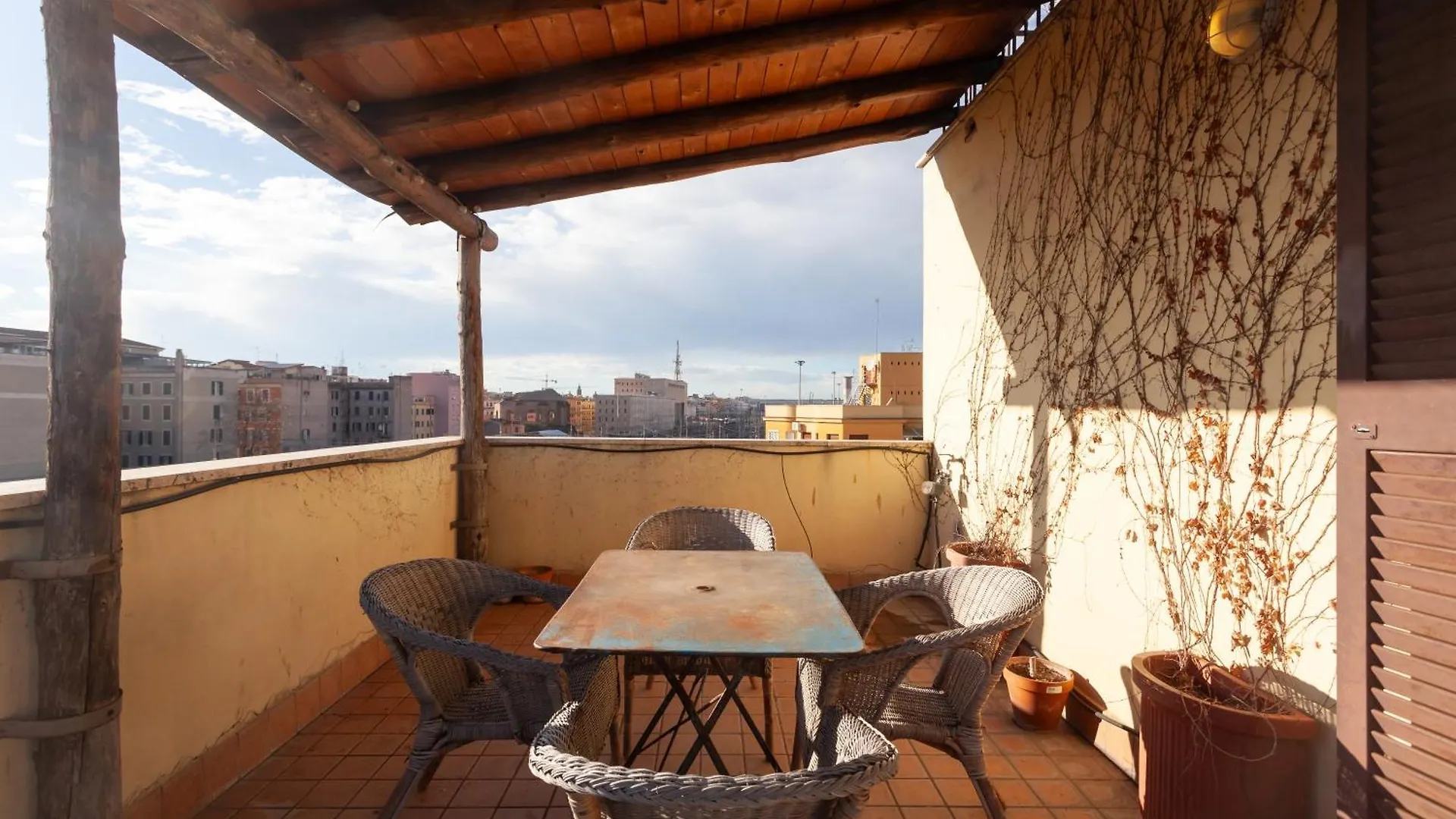 Daire San Lorenzo Skyrail Loft - By Openroma İtalya